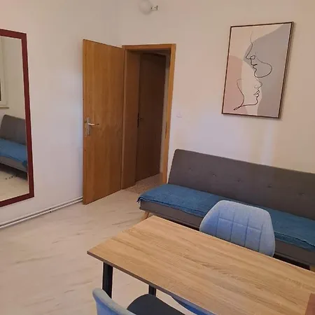 In With Terrace, Air Conditioning, Wi-fi, Washing Machine Punat